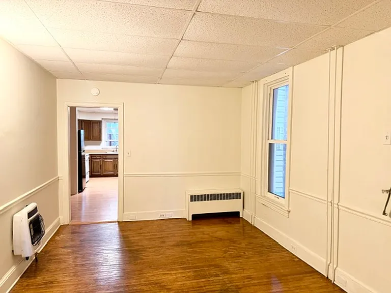 637 W Philadelphia St #1 — Photo 4