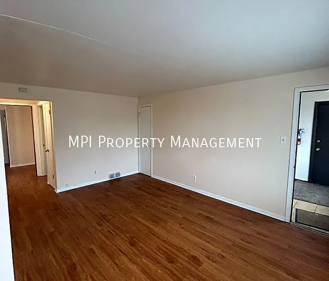 3604 9th Ave #3 — Photo 3