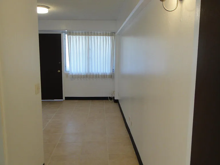 1717 Keeaumoku St #101 — Photo 4