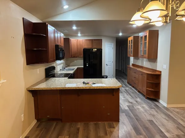 123 E 9th Ave #6, Moses Lake, WA 98837