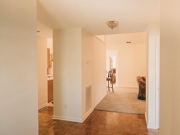 2nd image of 3526 Oak Villa Way