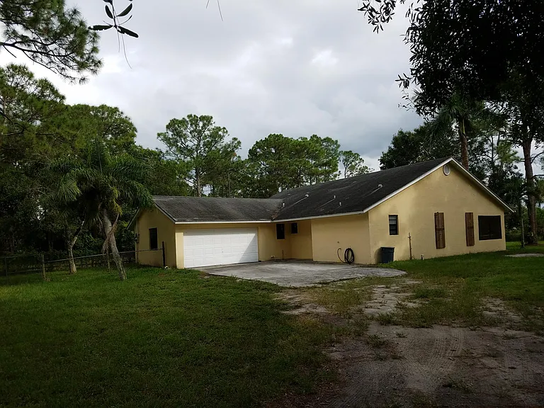 15390 80th Ln N — Photo 1