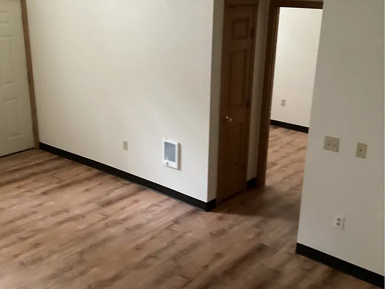 170 N Main St — Photo 15