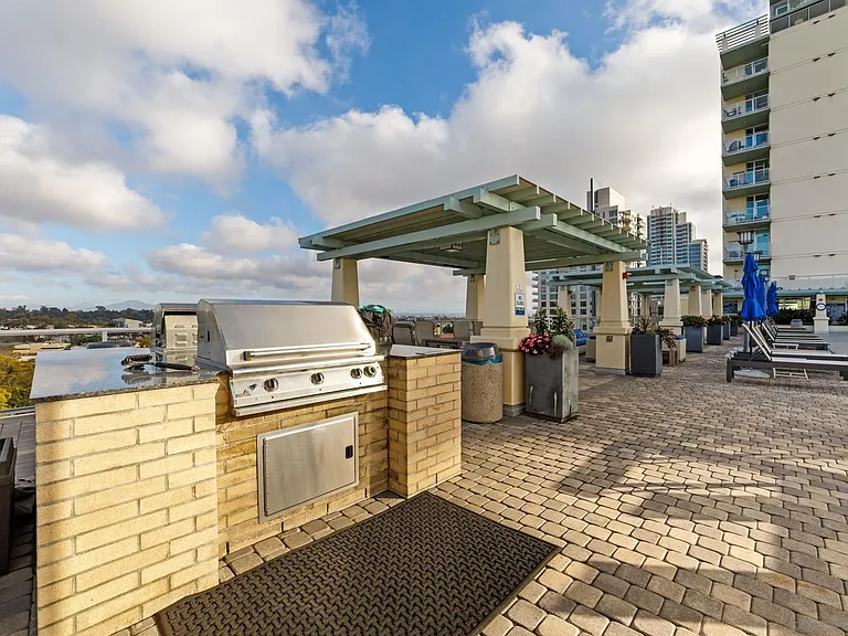 850 Beech St #511 — Photo 47