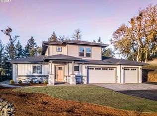 1024 Southridge Way, Roseburg, OR