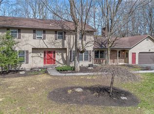 7266 Wakefield Dr, Fayetteville, NY 13066