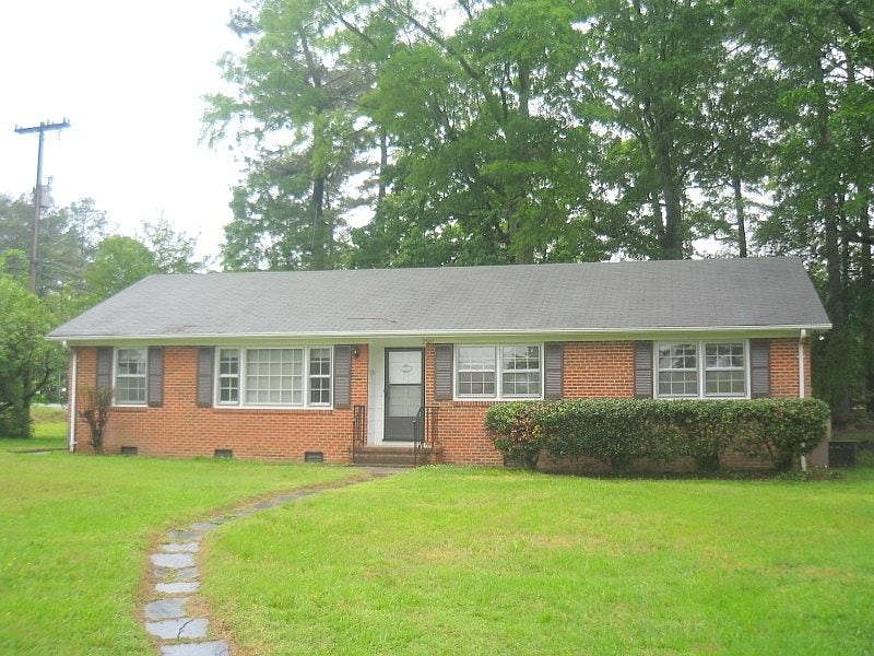 1st image of 2340 Anthony Dr