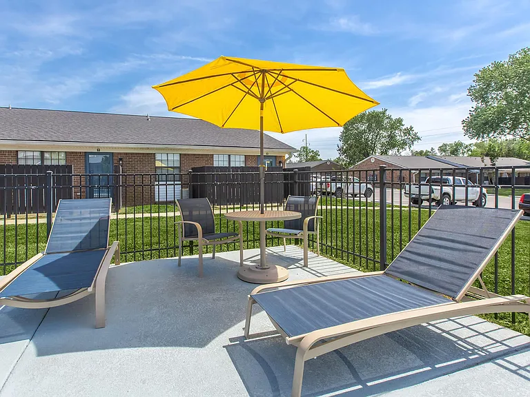 Summerfield Apartments — Photo 44