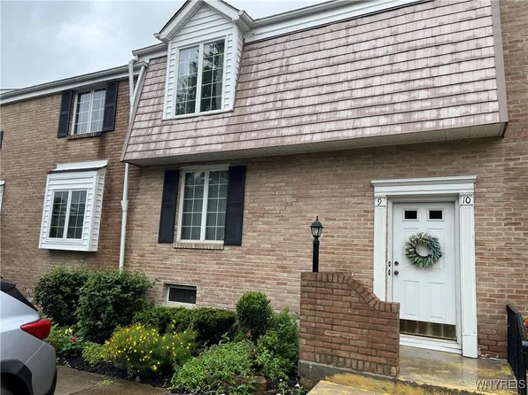 270 Buffalo Rd APT 10, East Aurora, NY 14052