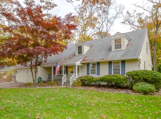 210 Heritage Rd, Cherry Hill, NJ 08034