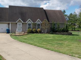 230 Christina Dr, Salvisa, KY 40372