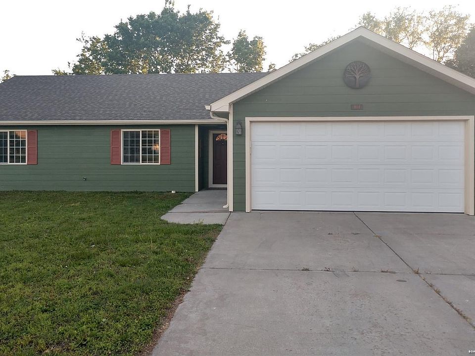 1st image of 1104 Republic Cir
