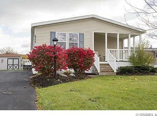 6353 Lambert St, Victor, NY 14564