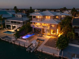 414 Caribbean Dr E, Summerland Key, FL 33042