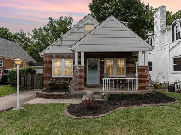 3809 Thornton Dr, Cincinnati, OH 45236