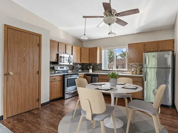 Pointe West Apartments