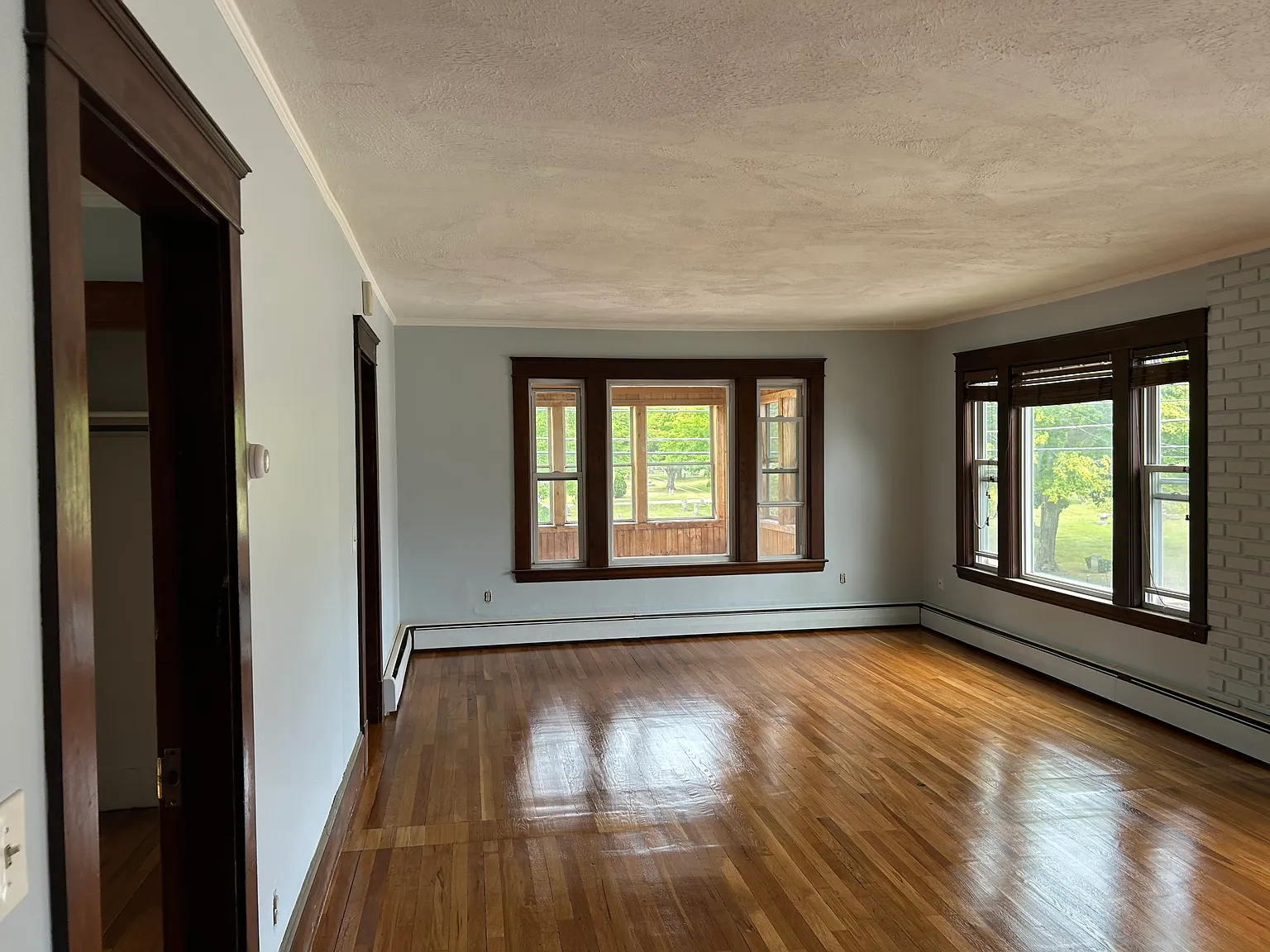 3 bed, 1500 sqft, $2,900 — Photo 4