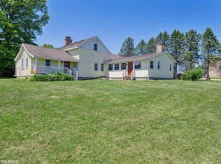 8960 Townline Rd, Kewaskum, WI 53040