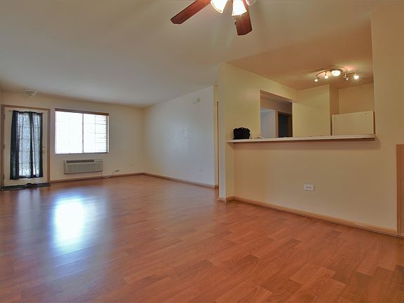 2nd image of 1811 Silverstone Dr