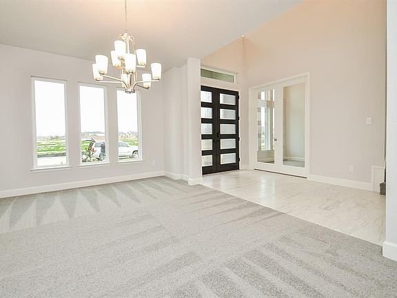3rd image of 7507 Wildrye Meadow Ln