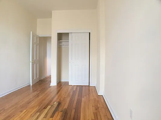 Rented by Uptown Flats LLC | media 8