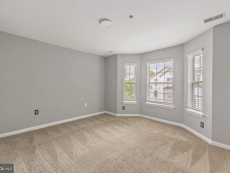 15605 Everglade Ln #A-303 — Photo 19
