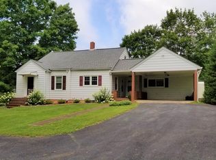 11290 Franklin St, Ferrum, VA 24088