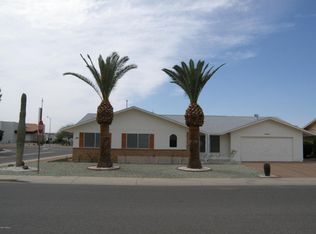 19402 N Lakeforest Dr, Sun City, AZ 85373