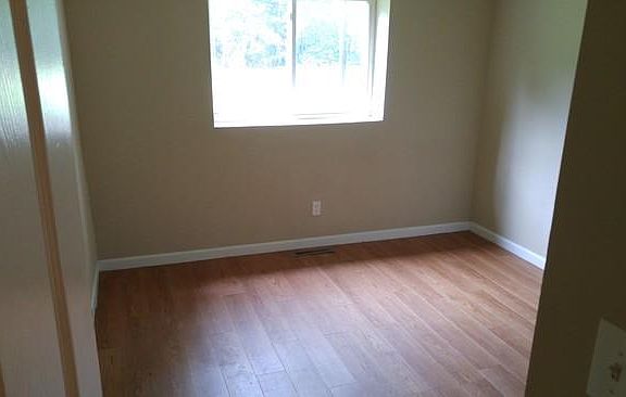 5th image of 925 Mayfield Pl APT 201
