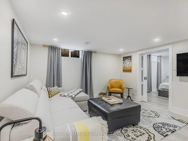 12 Tower Ct #LOWER — Photo 6