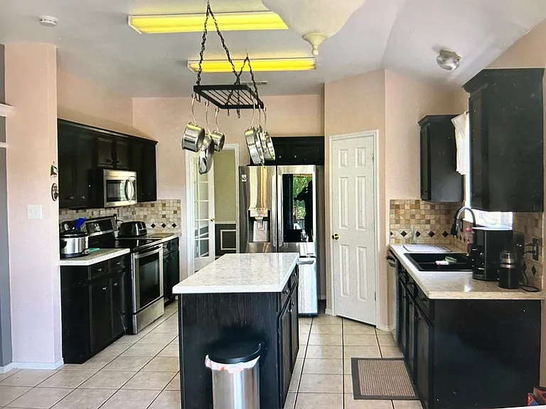 2304 Modoc Dr — Photo 4