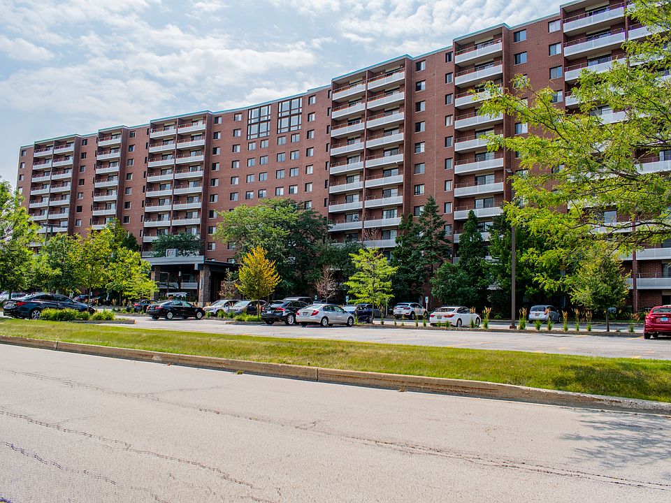 1st image of 21 Kristin Dr Unit 317