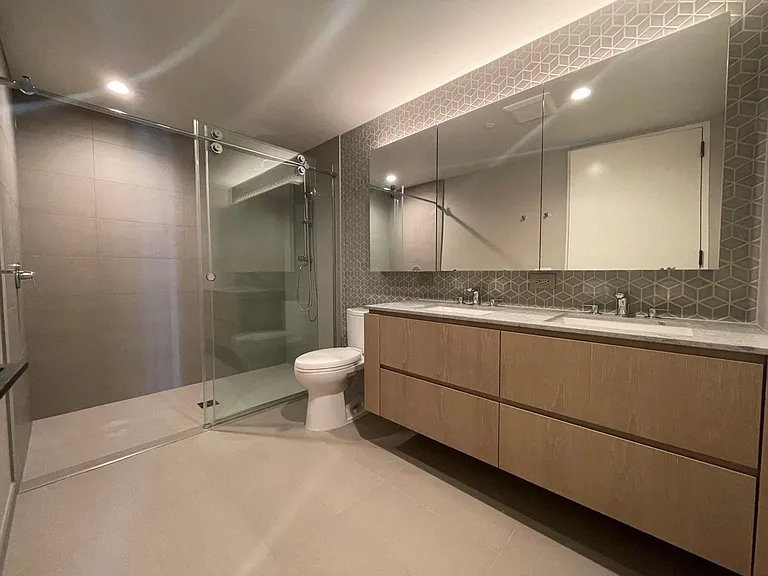 1000 Auahi St #1311 — Photo 8