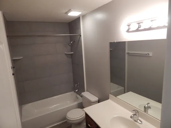 28241 Shannon Dr, Ardmore, AL 35739