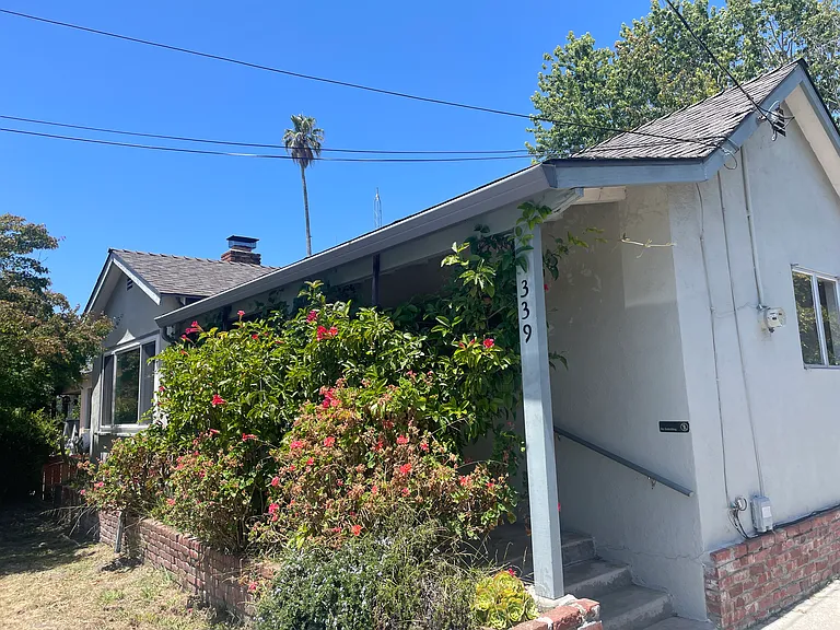 339 Chilverton St — Photo 1