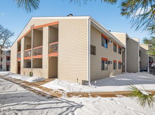 350 Shelard Pkwy Unit 101, Saint Louis Park, MN 55426