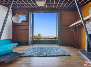 8663 Nash Dr, Los Angeles, CA 90046
