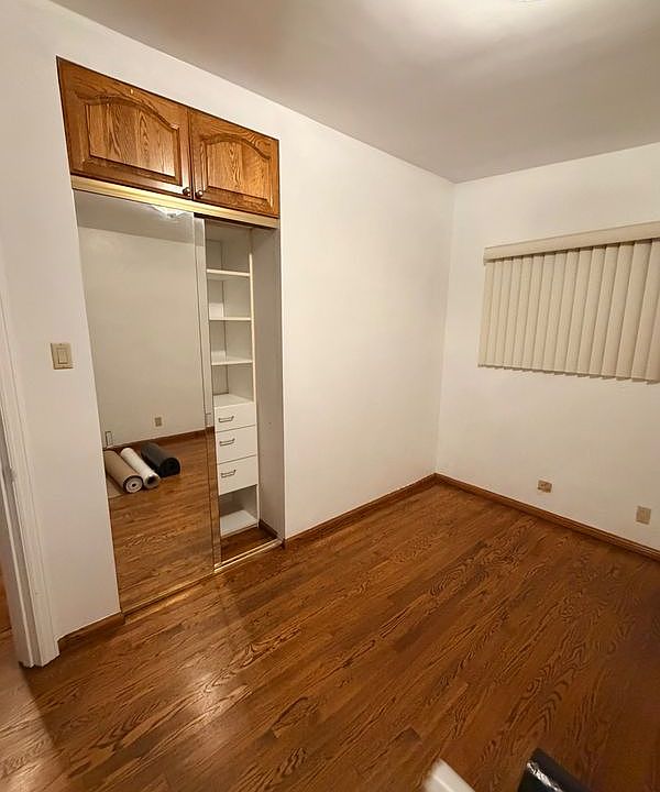 2nd image of 2471 Iowa Ave