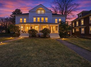 8 Westland St, Worcester, MA 01602