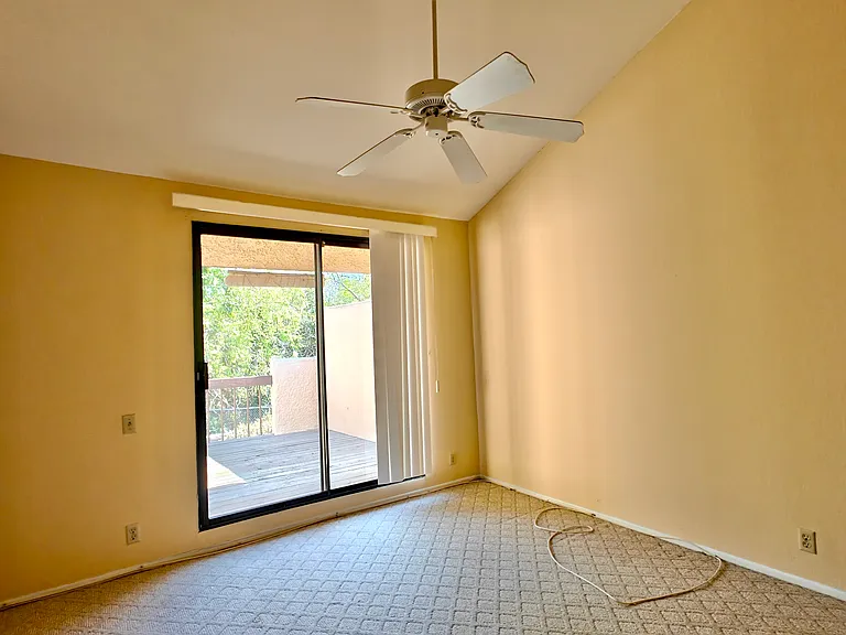 1834 S Marengo Ave #31 — Photo 23