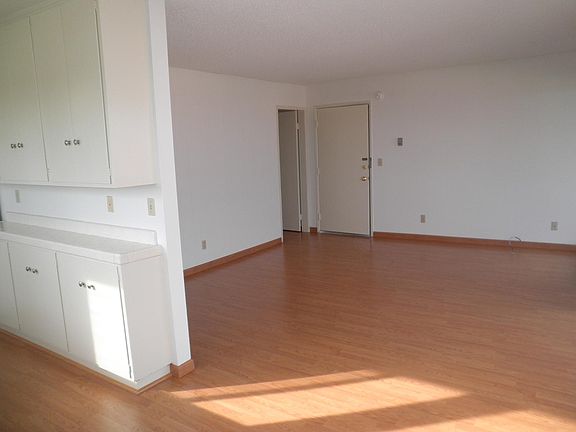 3rd image of 317 Oceano Ave APT F