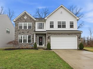 32895 Rebecca Ln, Avon Lake, OH 44012