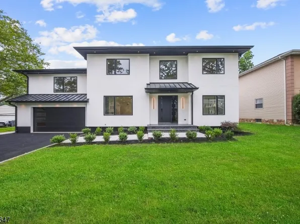 18 Blake Dr, Clark Twp., NJ 07066
