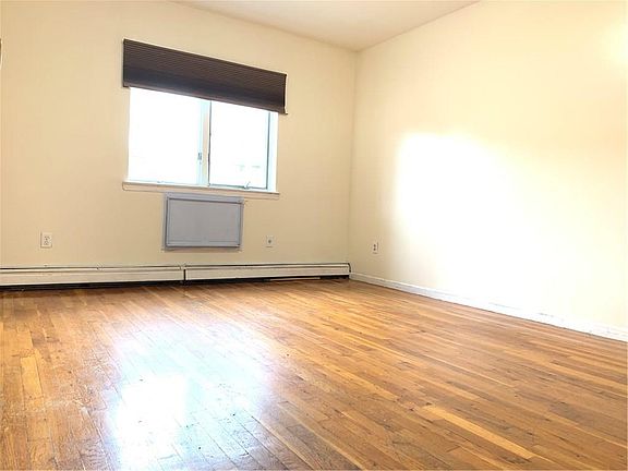 4th image of 2761 Bath Ave