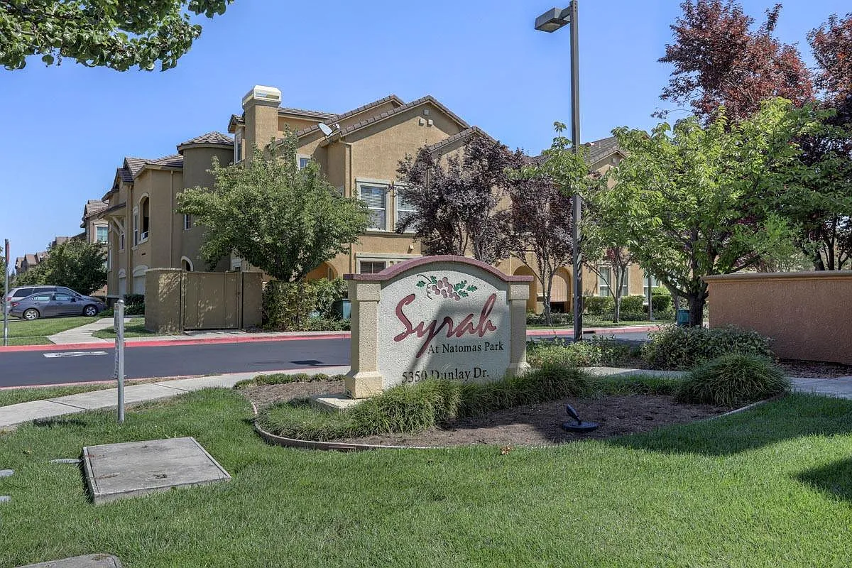 5350 Dunlay Dr Unit 2615 photo 1