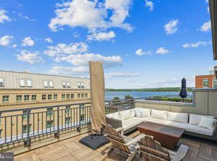 16 Duke St, Alexandria, VA 22314