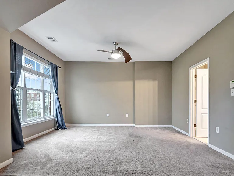 5502 Capital Gateway Dr #418 — Photo 16
