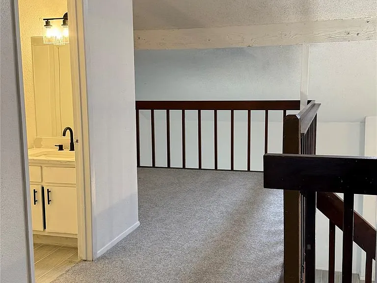 12922 Wirevine Ln — Photo 22