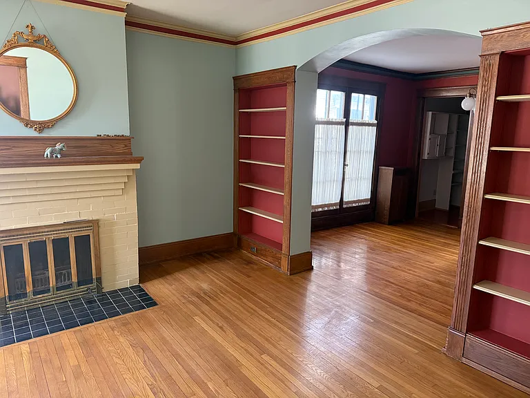 344 College Ave SE — Photo 5