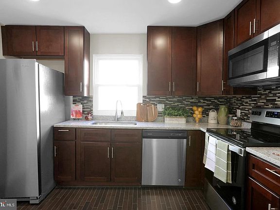 5th image of 203 Sollers Point Rd
